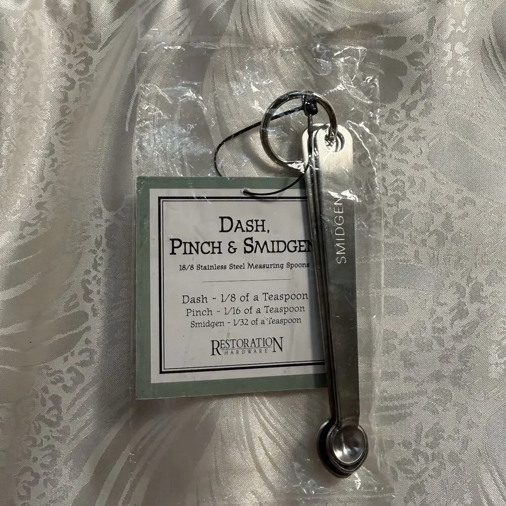 New Restoration Hardware Dash Pinch & Smidgen Measuring Spoons
